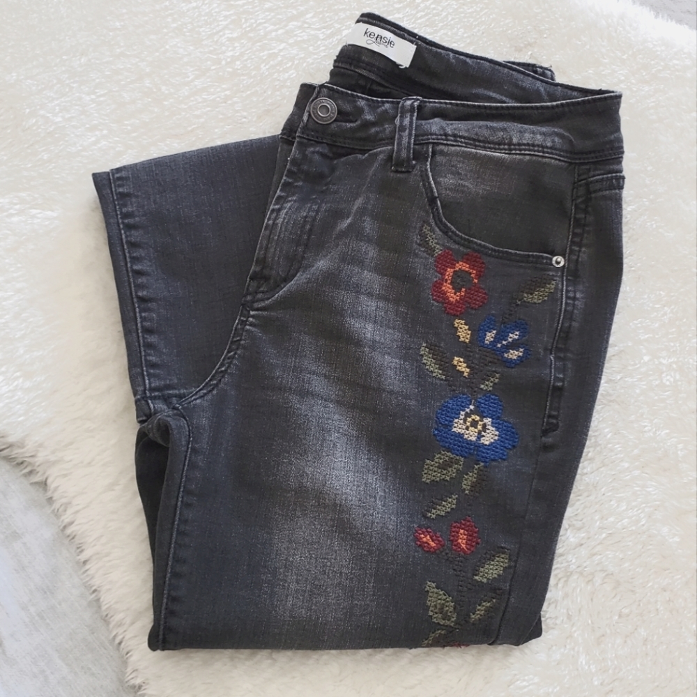 Kensie Floral Embroidered Skinny Ankle Jeans